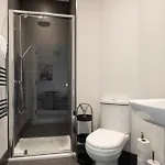 Apartament Modern & Cosy 1 Bedroom In *