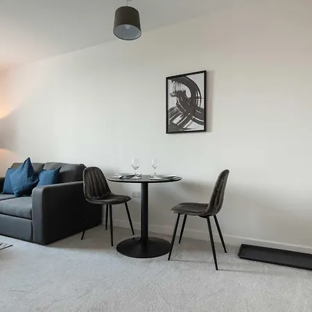 Modern & Cosy 1 Bedroom In * 요크