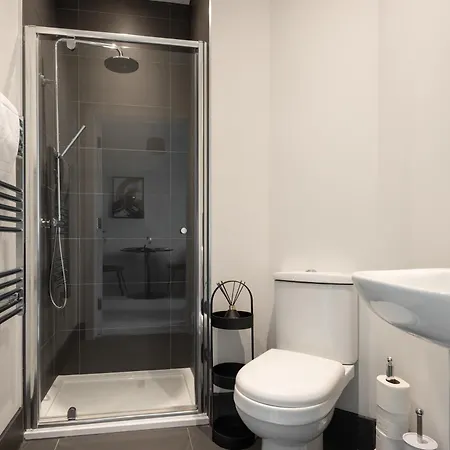 Apartment Modern & Cosy 1 Bedroom In *
